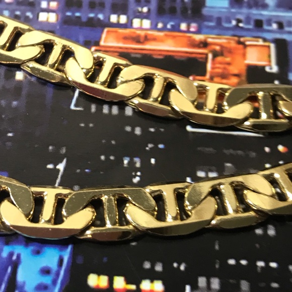 14KT Gold Plated GP Cuban Link Chain. Length is 22” - Picture 4 of 5